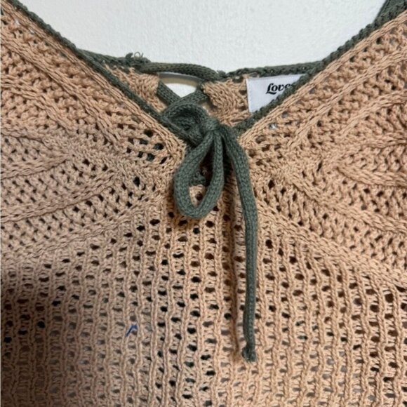 Love Knits Crochet Crop Top Beige with Green Trim – Size M - Picture 3 of 8